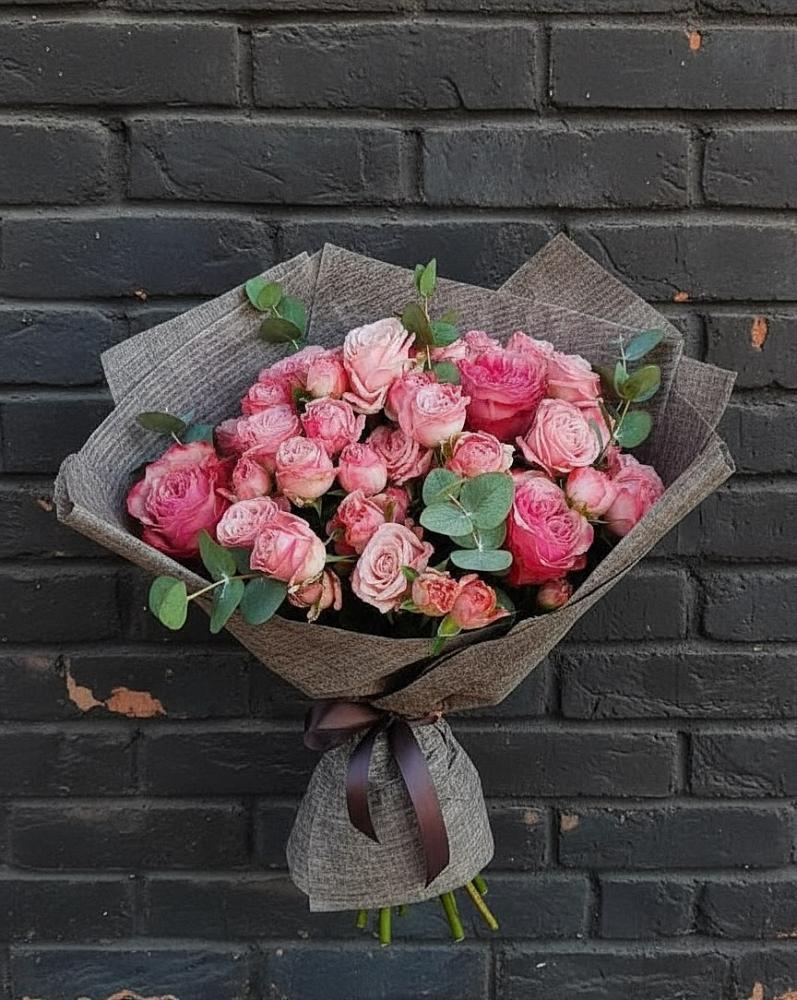 Букет цветов из: Розы в Дмитровский Погост