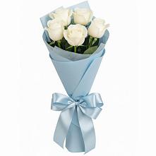 Букет 5 Белых роз Проуд в Дмитровский Погост