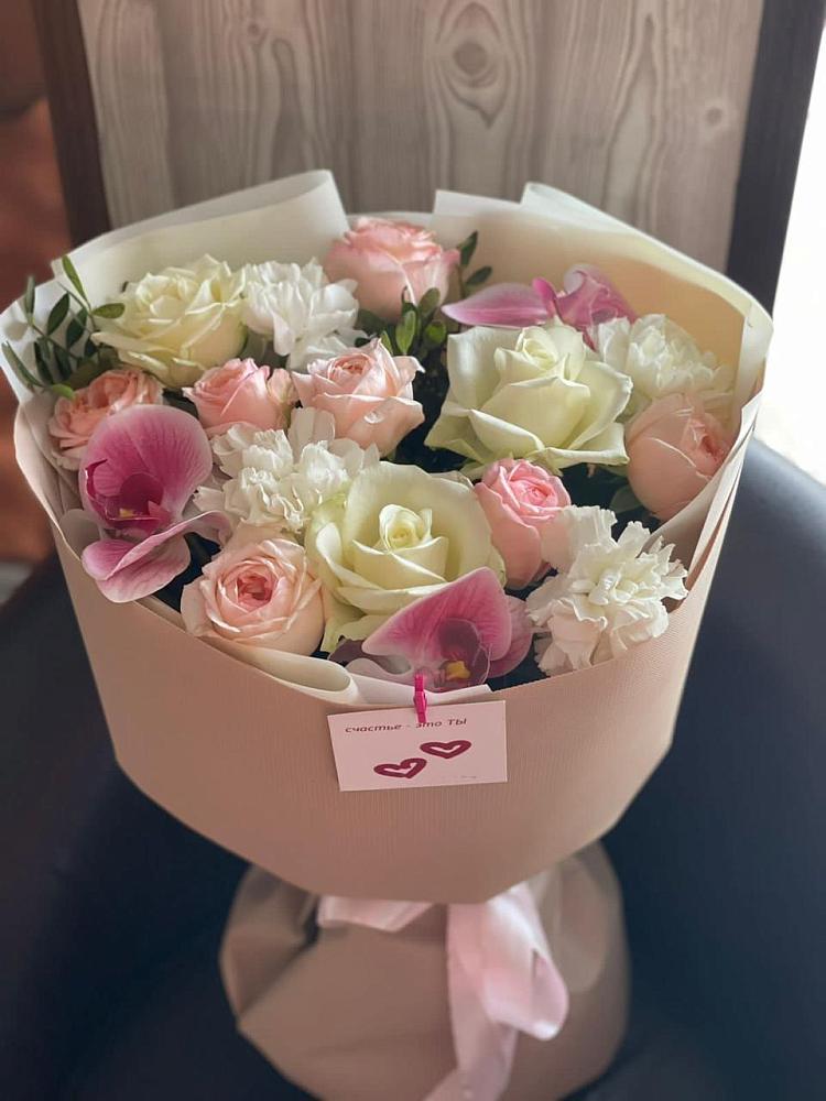 Букет цветов из: Орхидеи, Розы и Гвоздики в Дмитровский Погост