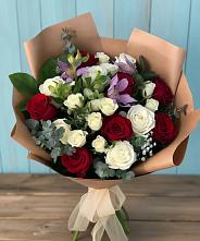 Букет цветов из:  Розы и Альстромерии в Дмитровский Погост