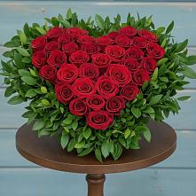 Цветочная композиция из Розы в виде сердца в Дмитровский Погост