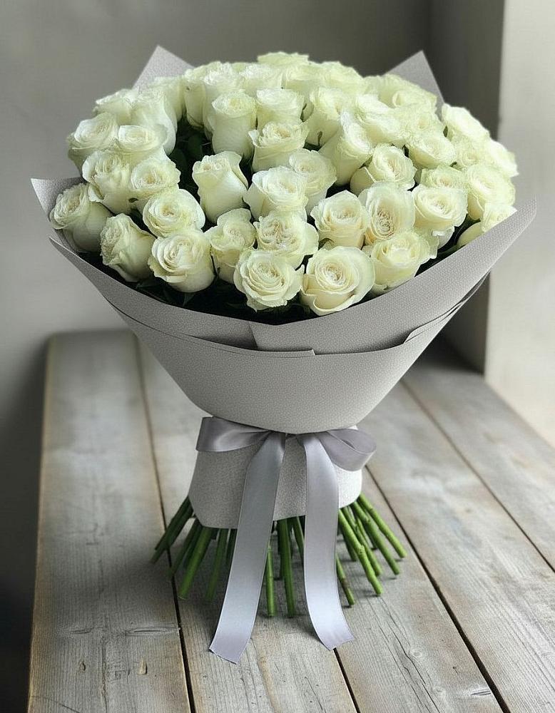 Букет 35 Белых роз в Дмитровский Погост