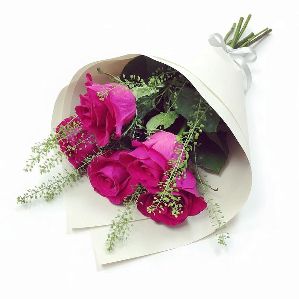 Букет цветов из: Розы в Дмитровский Погост