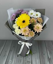 Букет цветов из:  Розы, Герберы и Хризантемы в Дмитровский Погост