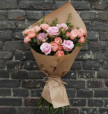 Букет цветов из:  Розы в Дмитровский Погост