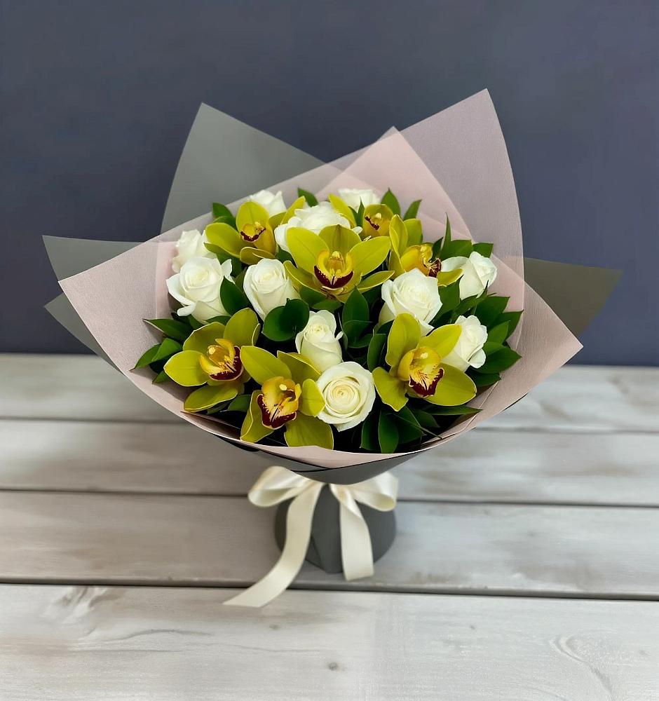 Букет цветов из: Орхидеи и Розы в Дмитровский Погост