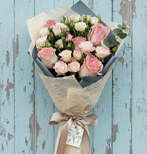 Букет цветов из:  Розы в Дмитровский Погост
