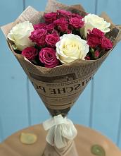 Букет цветов из:  Розы в Дмитровский Погост