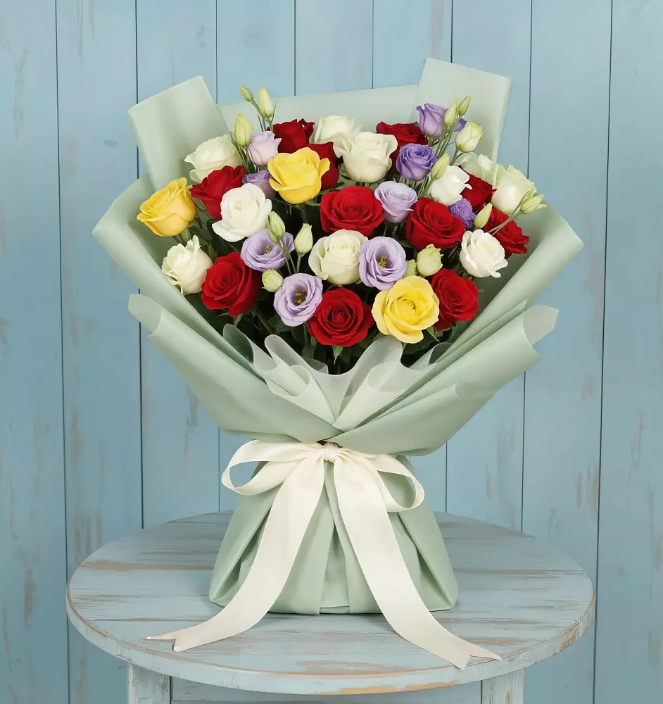 Букет цветов из: Розы в Дмитровский Погост