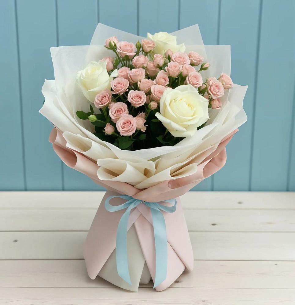 Букет цветов из: Розы в Дмитровский Погост