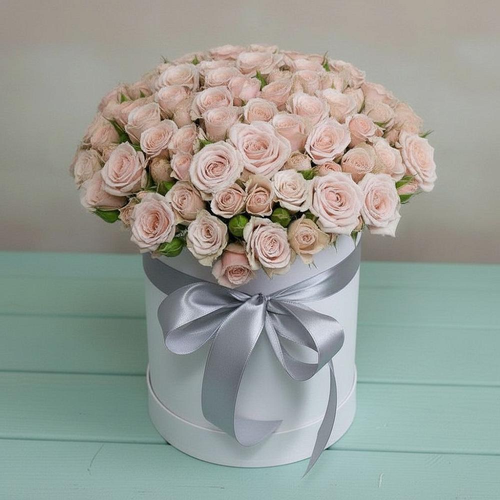 Цветочная композиция из Розы в шляпной коробке в Дмитровский Погост